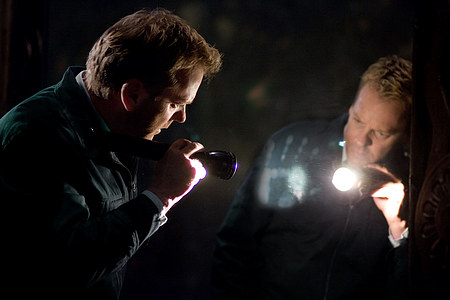 mirrors_movie_still_kiefer_sutherland
