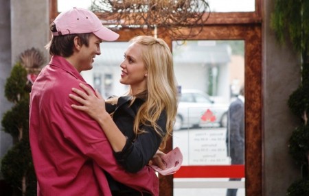 ashton-kutcher-e-jessica-alba-in-una-scena-del-film-valentine-s-day-142518 ashton-kutcher-e-jessica-alba-in-una-scena-del-film-valentine-s-day-142518