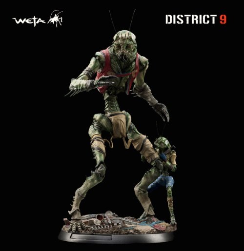 district 9 action figures (4) district 9 action figures (4)