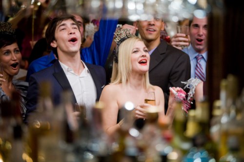 Drew Barrymore and Justin Long in Going the Distance