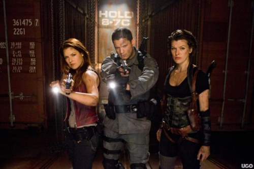 residen-evil-afterlife-2-small