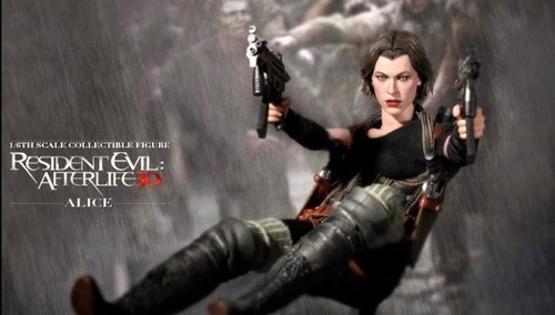 Resident Evil Afterlife 3D, l'action figure di Milla Jovovich