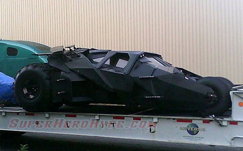 The Dark Knight Rises, prima immagine della batmobile