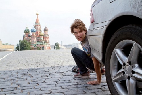 The Darkest Hour, prima immagine con Emile Hirsch (2)