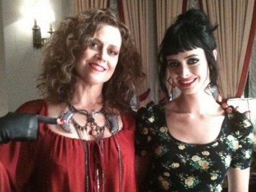 Vamps, prime foto dal set con Sigourney Weaver 2