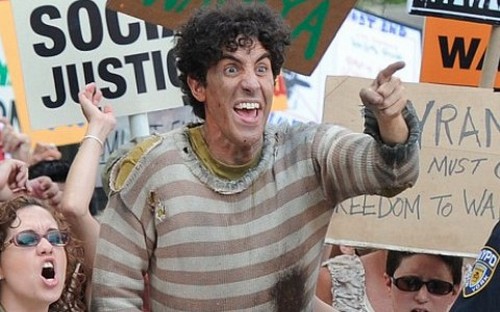 the dictator immagini dal set