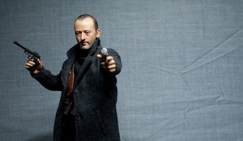 Leon, l'action figure di Jean Reno (15)