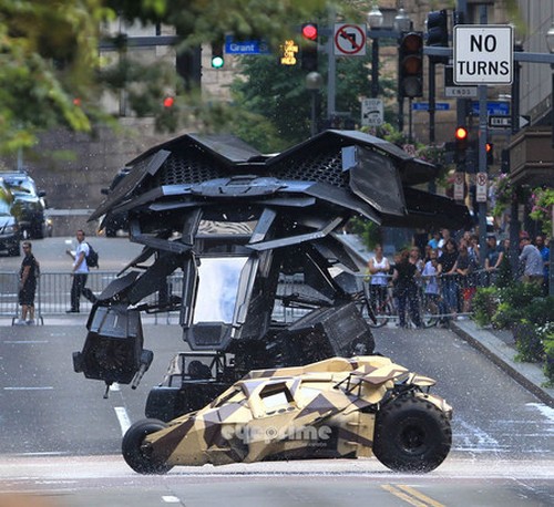 The Dark Knight Rises, nuove foto e video dal set con il batwing (2)