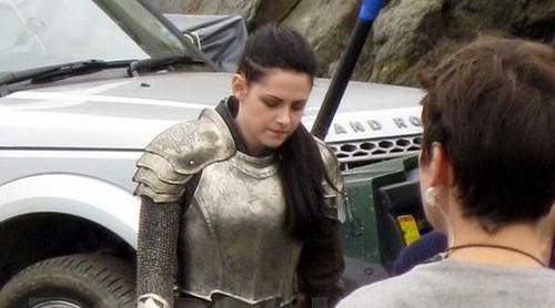 Snow White and the Huntsman, foto dal set con Kristen Stewart (17)