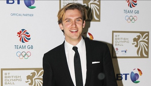 Dan Stevens, Ophelia Lovibon e Hattie Morahan in Summer in February (2)