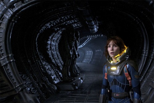Prometheus, nuova immagine con Noomi Rapace