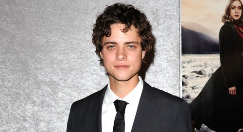Brendan Fraser e Sienna Miller nella commedia A Case of You, Douglas Smith in Percy Jackson 2