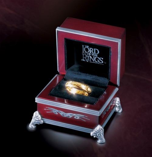 Lo Hobbit, gadget prima immagine dell'anello ufficiale