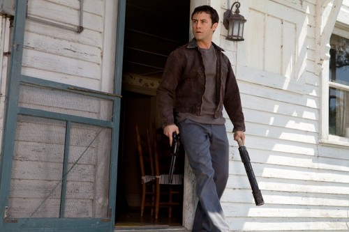 Looper, sinossi e prime immagini con Joseph Gordon-Levitt