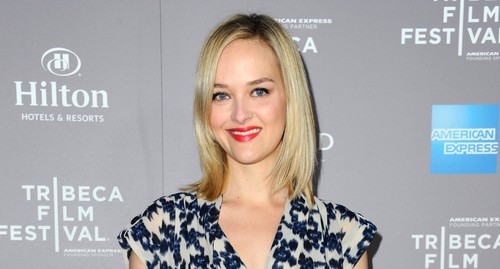 Amy Brenneman e Jess Weixler in The Look of Love (2)