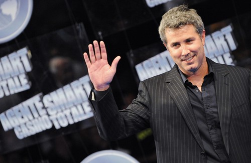 US Film director Peter Segal waves as he