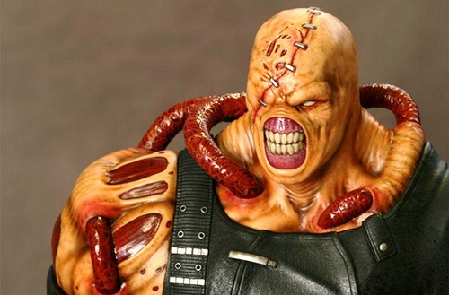 Resident Evil Apocalypse, la statua di Nemesis (10)
