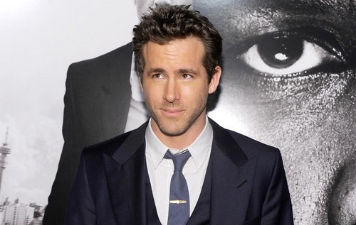 James Marsden in 2 Guns, James Woods e Ron Eldard nel biopic Jobs, Sean Astin nel prequel Cabin Fever Patient Zero, Mark Strong nel western Provenance, Ryan Reynolds confermato nel remake di Highlander (3)