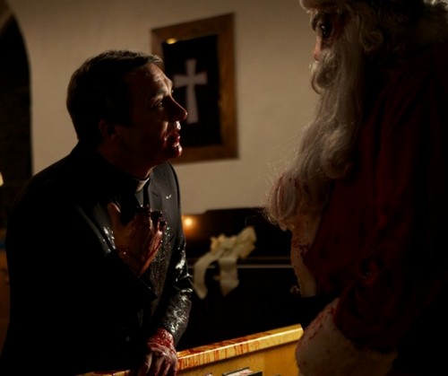 Silent Night, sinossi ufficiale e immagini del remake di natale di sangue (2)