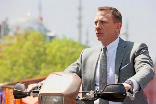 Skyfall, l'orologio ufficiale e 2 nuove immagini di Daniel Craig (3)