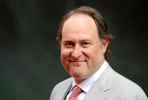 Jon Turteltaub girerà Beached, George Nolfi dirigerà il thriller XOXO