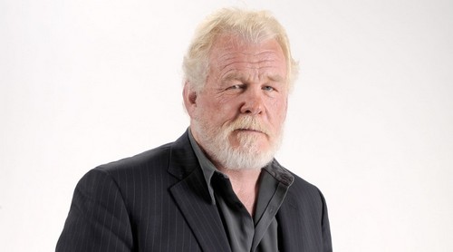 Kristen Wiig, Hailee Steinfeld, Guy Pearce e Nick Nolte in Hateship Friendship (2)