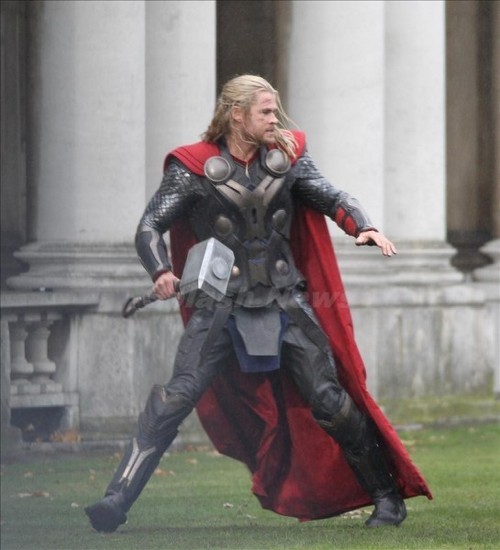 Thor The Dark World, nuovi video dal set con Chris Hemsworth (2)