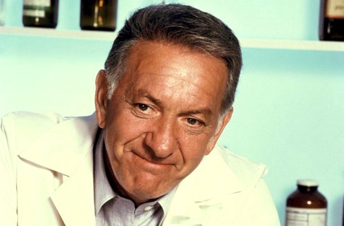 E' morto l'attore Jack Klugman