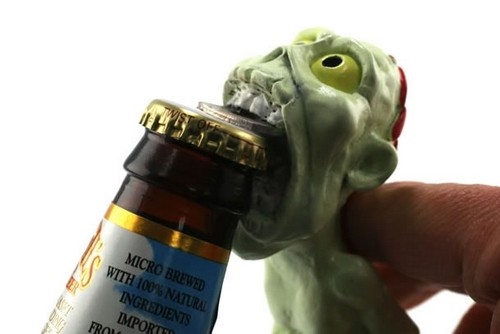 Zombie, 14 gadget da horror (13)