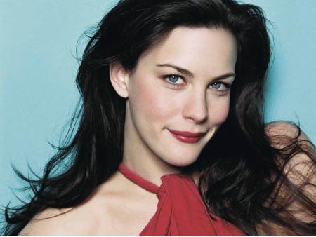 Liv Tyler: lei balla da sola