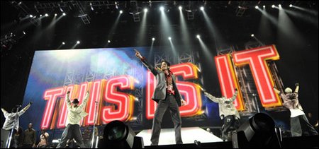 Michael Jackson’s This is It, al cinema due settimane in più