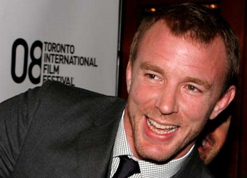 Sherlock Holmes: A game of Shadows, data d’uscita; Justin Lin per il reboot di Terminator, Guy Ritchie per Xerxes