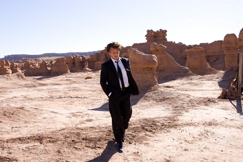 Looper: prima immagine ufficiale; The Amazing Spider-Man: foto dal set; The Tree of Life: poster e immagini