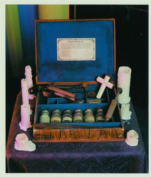 Horror gadget: 8 ‘veri’ kit per ammazzavampiri