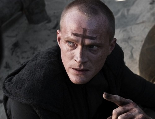Da Priest a Machete: 10 “religiosi” sui generis al cinema