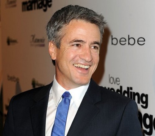 Dermot Mulroney e Christina Hendricks in Struck by Lightning