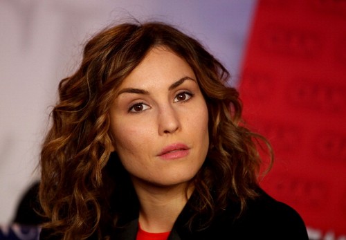 Colin Farrell e Noomi Rapace in Dead Man Down