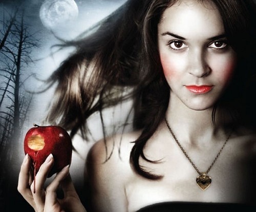 Snow White: A Deadly Summer, poster e trailer