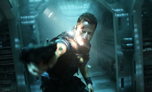 Lockout, 2 nuove clip dell’action sci-fi di Luc Besson
