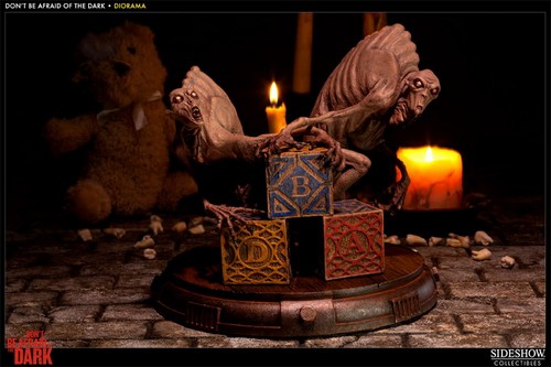 Non avere paura del buio, statua dell’horror di Guillermo del Toro