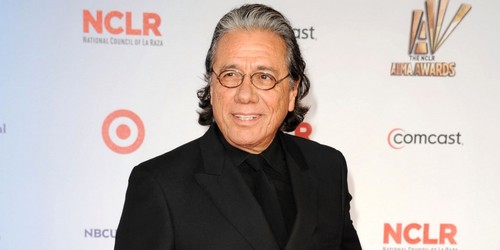 Edward James Olmos in trattative per l’action-thriller 2 Guns, Edgar Ramirez, Maria Valverde e Danny Huston nel biopic Libertador