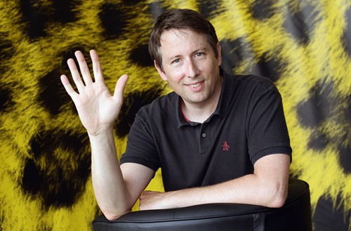 Joe Cornish adatterà Snow Crash, Hideo Nakata The Suicide Forest, JJ Abrams produce God Particle, Pete Candeland dirigerà The Stuff of Legend