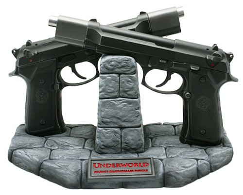 Underworld, replica delle pistole di Selene