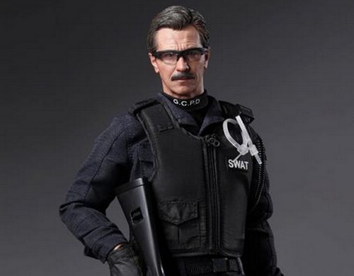 Il cavaliere oscuro, l’action figure di Gary Oldman