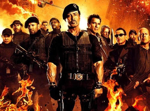 Al cinema dal 17 agosto 2012: I Mercenari 2, LOL – Pazza del mio migliore amico
