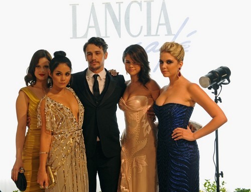 Venezia 2012: clip dei red carpet di Spring Breakers, La cinquième saison, To the Wonder, Love Is All You Need