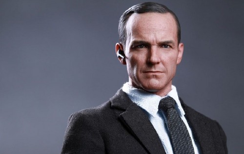 The Avengers, l’action figure ufficiale dell’agente Phil Coulson