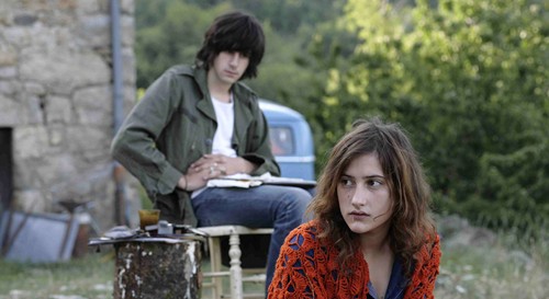 Qualcosa nell’aria, trailer italiano di Après Mai