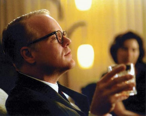 Bianco, rosso e Verdone, Mamma, ho riperso l’aereo: mi sono smarrito a New York, Molto rumore per nulla, Truman Capote – A sangue freddo, Malombra, stasera in tv