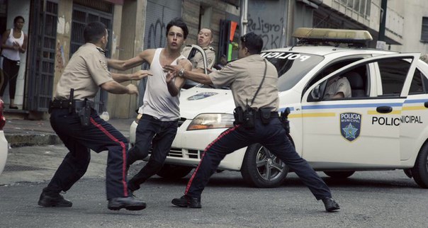 Desde Allà, il film di Lorenzo Vigas vincitore del Leone d’Oro a Venezia